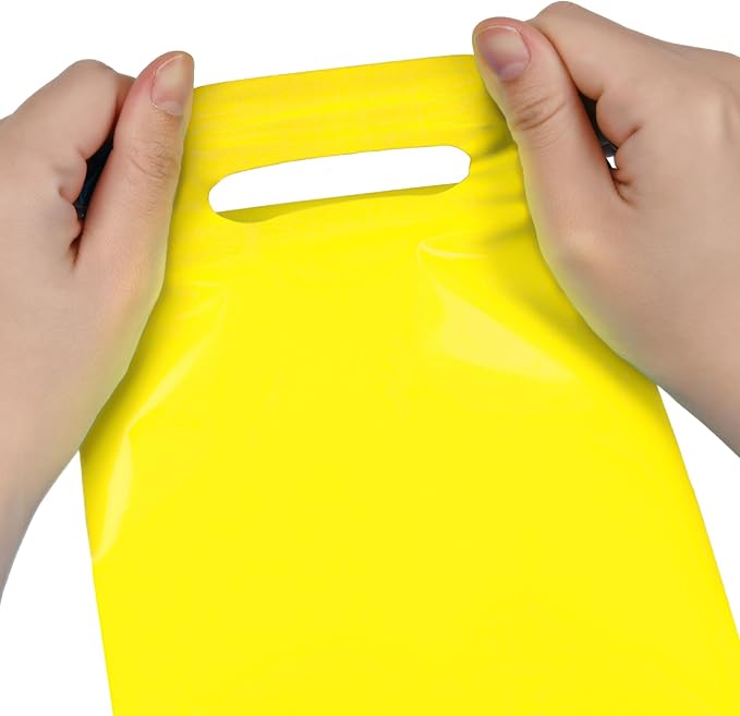 100 PCS Yellow Small Gift Bags, 6"x8" Merchandise Bags for Small Businesses, Goodie Bags Party Favor Bags for Kids, Treat Bag Retail Bag with Handle for Kids Birthday, Christmas