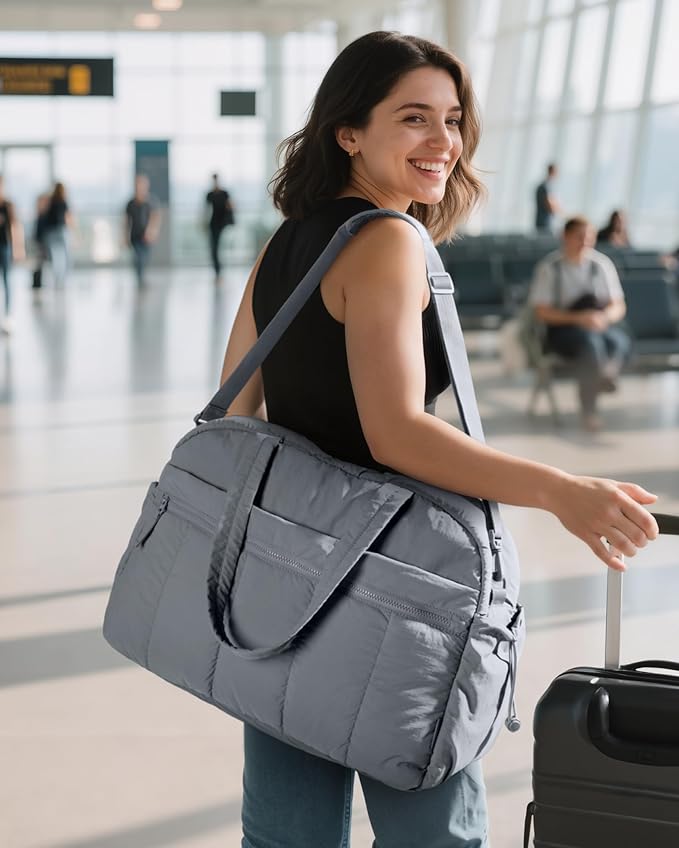 BAGSMART Gym Bag for Women, Duffle Bag for Travel with Wet Pocket, Lightweight Carry on Weekender Duffel, Water Resistant