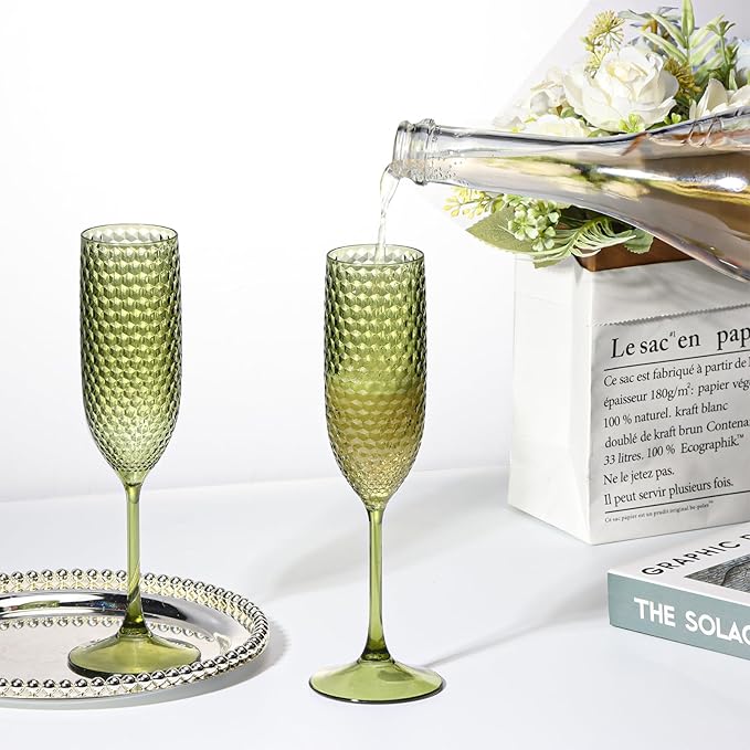 Plastic Champagne Flutes Champagne Glasses Unbreakable Wedding Toasting Glasses Reusable Diamond Wine Glasses Crystal Clear Party Wine Cups Vintage Drinking 5.5 OZ for Wedding (12, Green)
