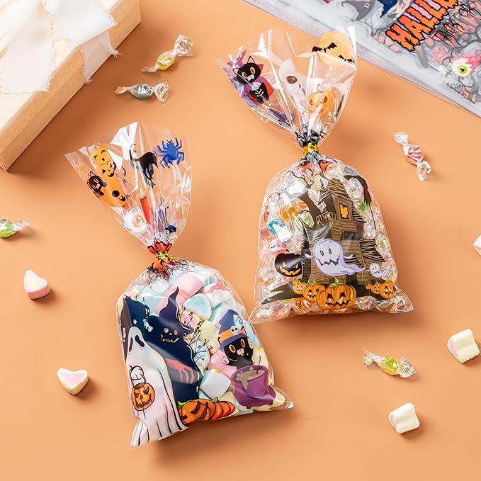 Aegero Halloween Cellophane Treat Bags, 200pcs Trick or Treat Goody Bags with 220pcs Twists for Snacks Cookies Packing, Party Supplies,Halloween 01