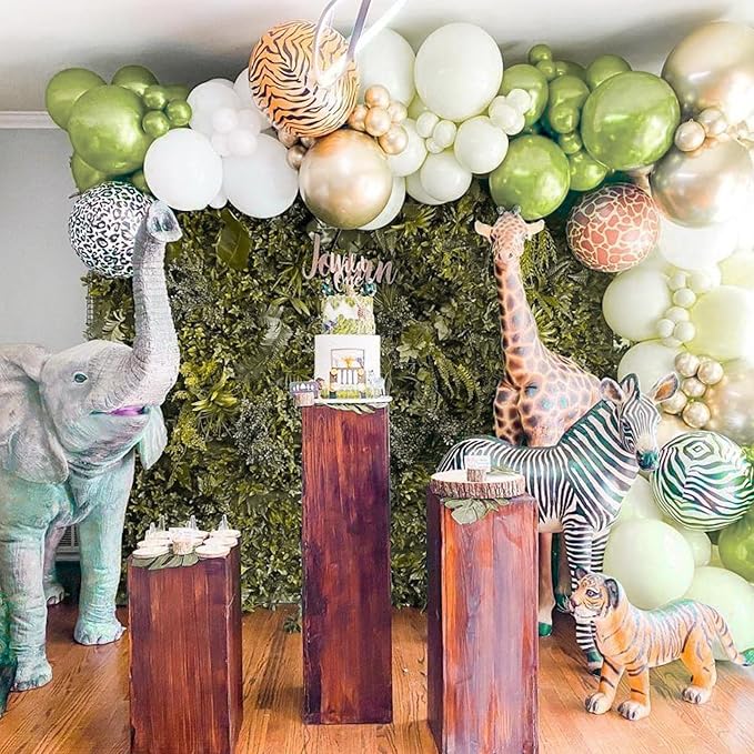 PartyWoo Metallic Lime Green Balloons 140pcs Different Sizes Pack of 18 12 10 5 Inch Metallic Light Pastel Green Balloon Arch Kit for Spring Forest Theme Birthday Tea Party Decorations Green-G109