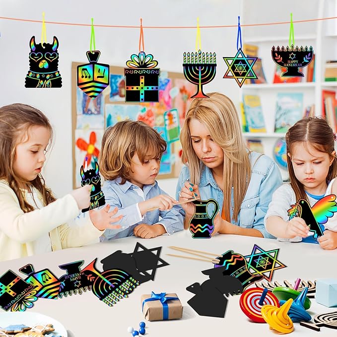 JULMELON Hanukkah Scratch Art, 36 PCS Hanukkah Craft Kits for Kids Rainbow Magic Scratch Art Chanukah Hanging Ornaments Scratch Paper for Hanukkah Decorations Kids Party Games Toys Gifts