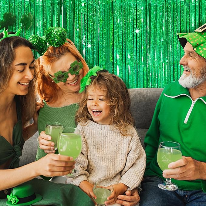 Tinsel Curtain Backdrop Green Birthday Party Decorations 5 Packs Glitter Foil Fringe Curtain Decor Streamers Photo Booth for Christmas Wedding Halloween Graduation