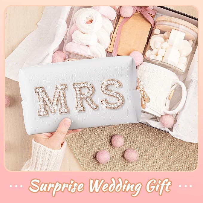 Y1tvei Large Bride Gold MRS Patch Varsity Letter Cosmetic Toiletry Pearl Rhinestone Letter Patches Makeup Bag PU Leather Waterproof Portable Zipper Big Travel Organizer for Wedding Bride Bridesmaid
