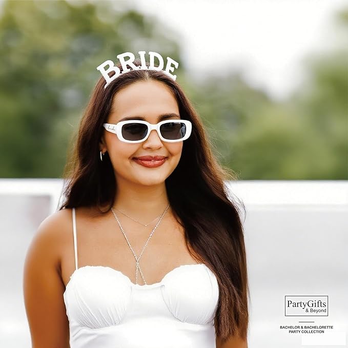 Bride Squad Bachelorette Party Favors 10 Pcs Team Bride Sunglasses Retro Rectangle Bridesmaid Gifts Sunglasses