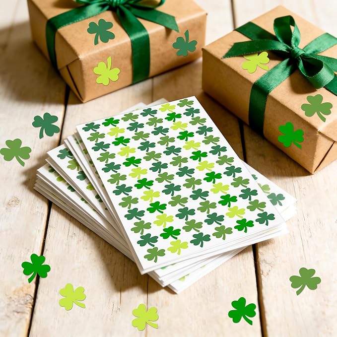 2160 PCS St Patricks Day Stickers Shamrock Stickers Small St. Patrick's Day Sticker for Kids Saint Patricks Day's Green Lucky Clover Self-Adhesive Labels Decor For Irish Party Envelope Cards Gift Bags