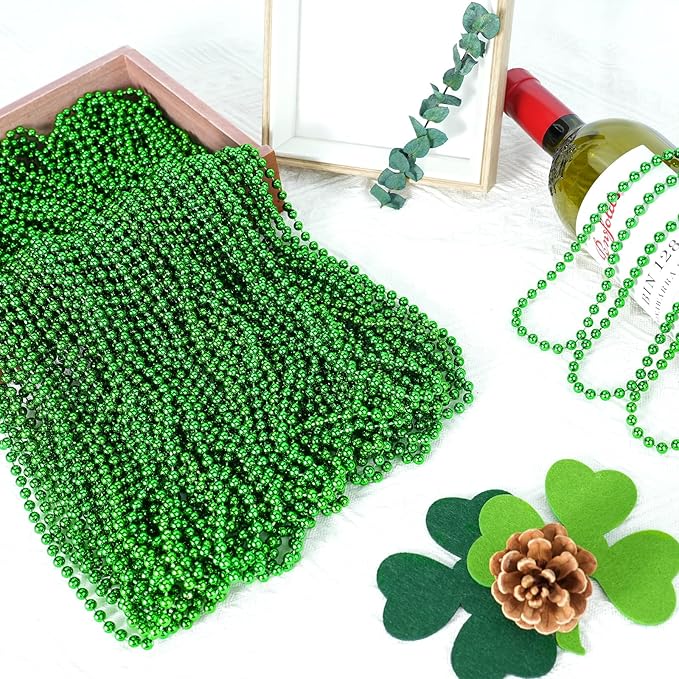 SHAOQINLIN 50 PCS St. Patricks Day Beads Necklace, 33" Green Mardi Gras Beads Christmas Necklaces Irish Saint Patricks Necklaces for St. Patrick's Day Mardi Gras Parade Throws Birthday Party Favors